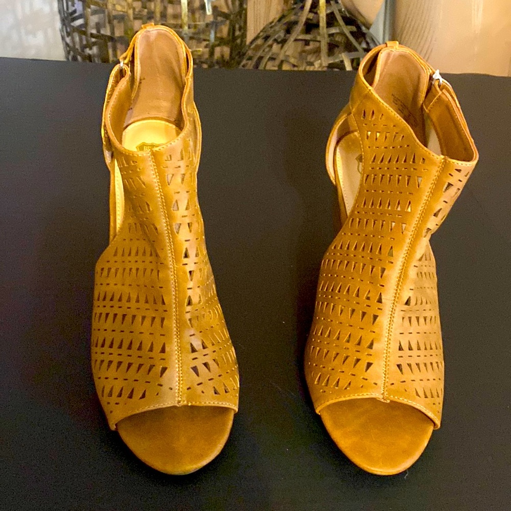 Comfortable wedges